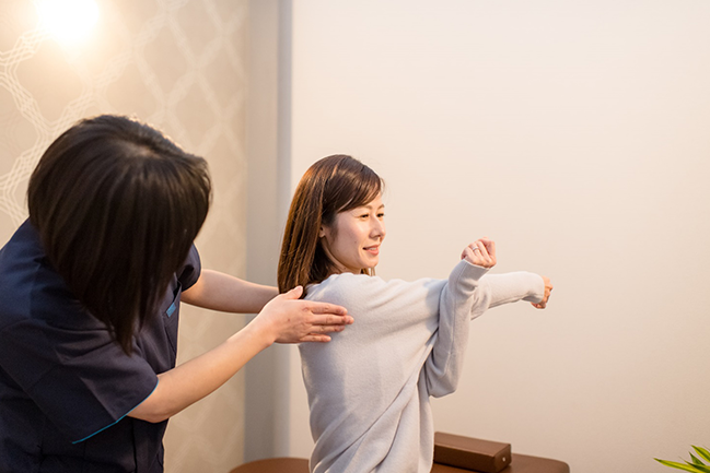 自宅ケアを４００種類の動画の中から選択して送ります！